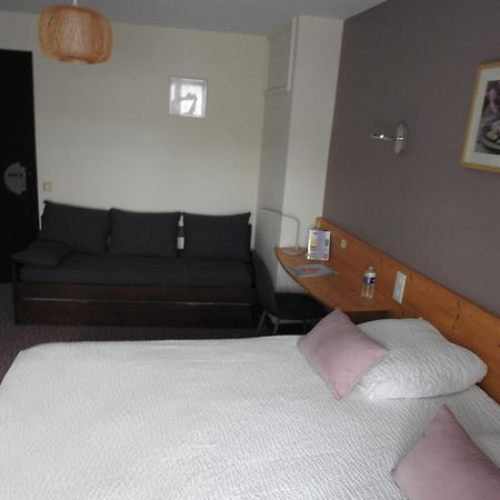 Hotel Le Barriol Saint-Julien-Chapteuil Esterno foto