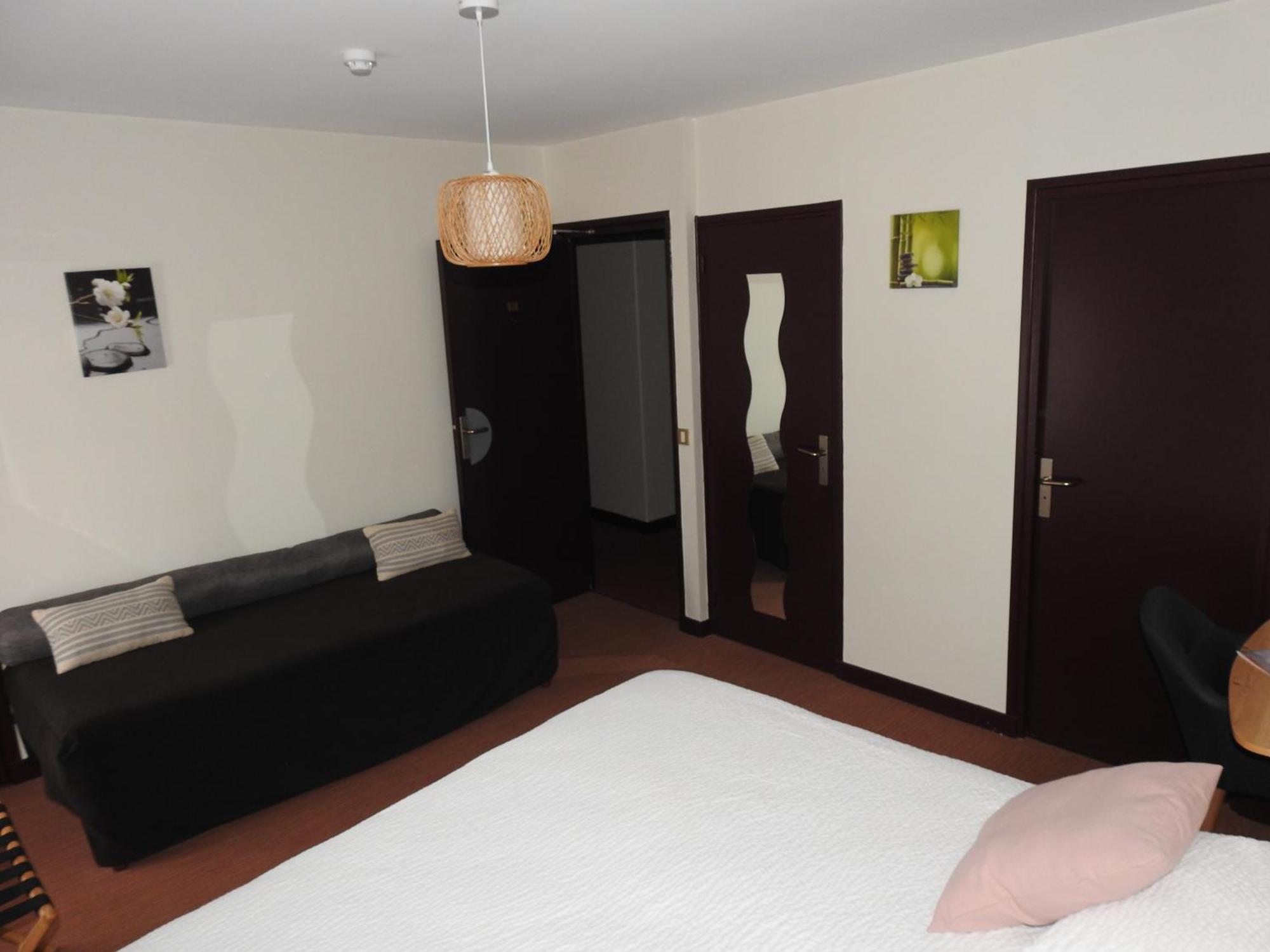 Hotel Le Barriol Saint-Julien-Chapteuil Esterno foto