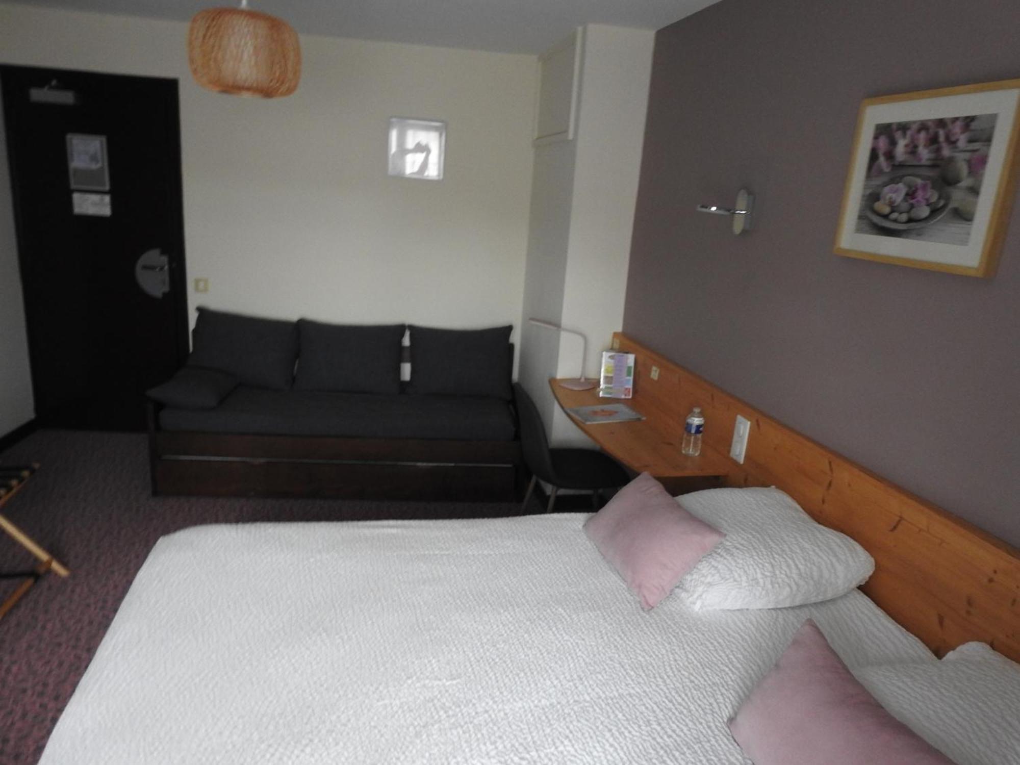 Hotel Le Barriol Saint-Julien-Chapteuil Esterno foto